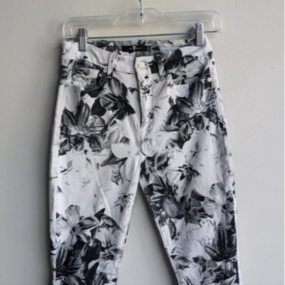 7 For All Mankind white skinny jeans with black floral pattern - Picture 2 of 6